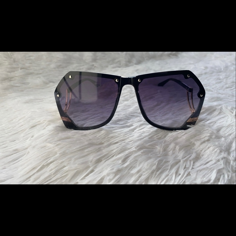 **NWOT** Oversized Black Sunglasses